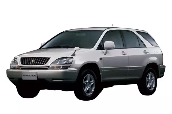 「トヨタ・ハリアーがプレミアムSUVというジャンルを確立！　歴代モデルを振り返る」の画像