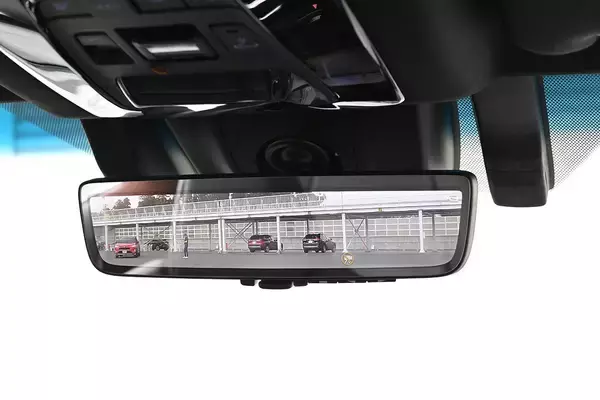 「新型トヨタ・ハリアーを生み出したワンチーム！　キーマンが語る開発秘話」の画像