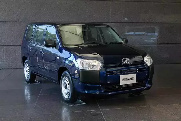 「仁義なき兄弟バトルの勝者は？　トヨタの「消えた」＆「消えゆく」兄弟車６選」の画像