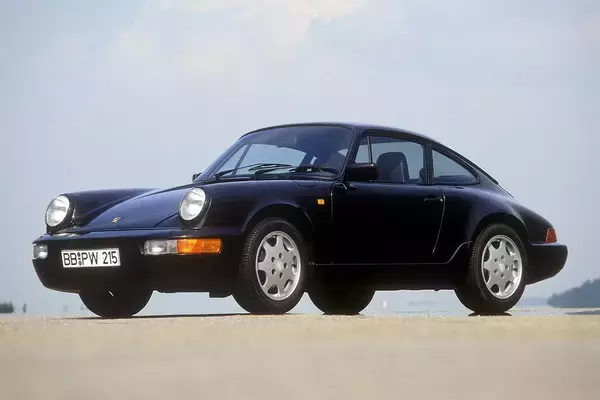 「レーシングドライバーすら陶酔！　クルマ好きなら一生に一度は「所有してほしい」２台のモデルとは」の画像