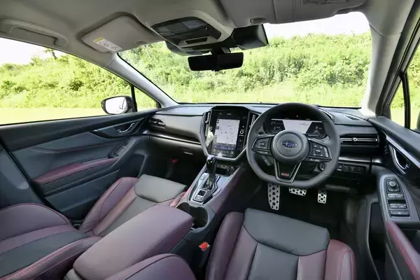 「【試乗】新型レヴォーグに公道で初乗り！　アイサイトX付きのSTI Sportが走りも静かさも乗り心地でもベストバイ」の画像