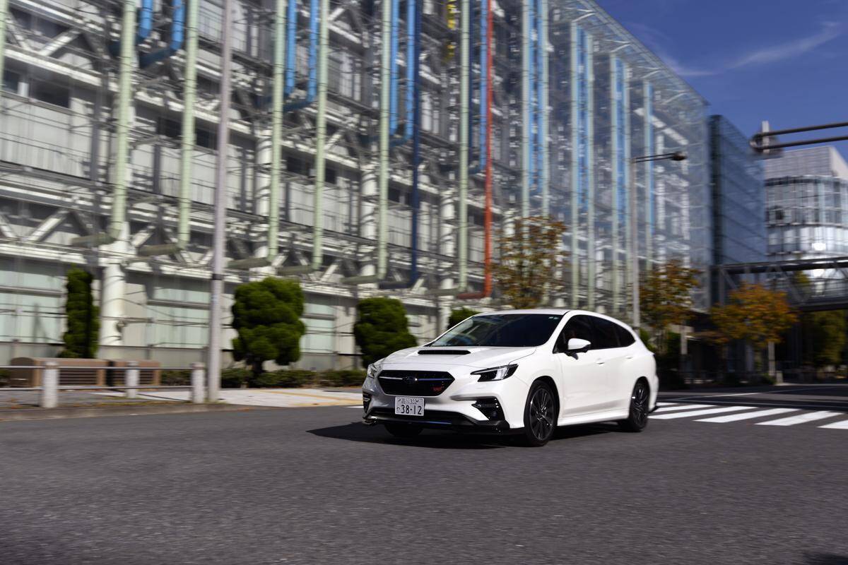 【試乗】新型レヴォーグに公道で初乗り！　アイサイトX付きのSTI Sportが走りも静かさも乗り心地でもベストバイ