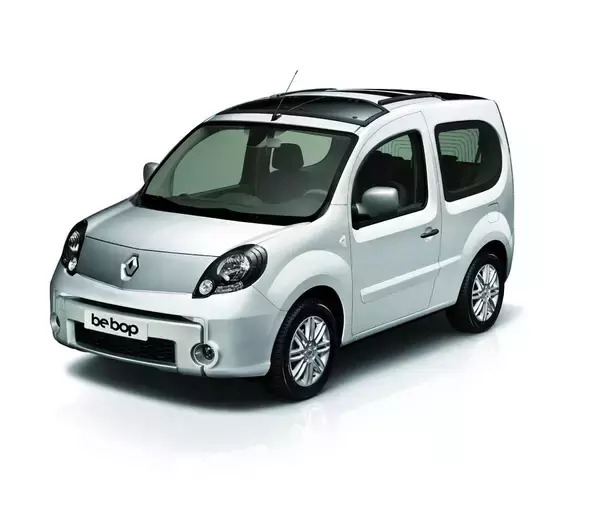 「「ラゲッジだけオープン」「ガンダムばりのギミック」！　「特徴的すぎる」屋根の空き方をするオープンカー６選」の画像