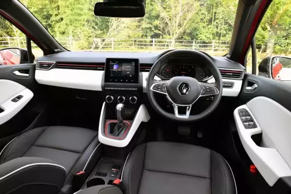 「【試乗】新型ルノー・ルーテシアは国産コンパクトキラー！　極上の走りと先進の安全＆快適装備で日本を席巻する」の画像