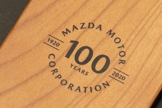 MZRacingが展開するマツダ100周年記念グッズに最新のiPhone12シリーズ用ケースを追加設定