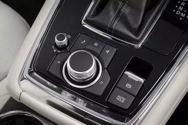 「見た目も走りも質感大幅アップ！　マツダCX-5＆CX-8の商品改良モデルを発売」の画像