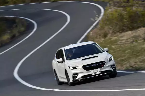 「超絶高評価の新型レヴォーグ！　ライバルがつけいる「死角」は存在するのか？」の画像