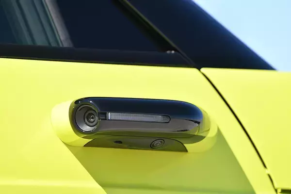 「ニッポンはエライ！　いまや世界中に広まった「世界初」の自動車技術４つ」の画像