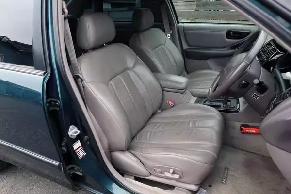 「霧ヶ峰エアコンにAQUOSディスプレイをぜひ！　異業種コラボを実現してほしいクルマの装備４つ」の画像