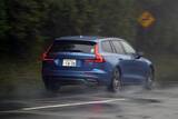 「【試乗】「XC60 B6」「V60 B5」2台のR-Designにボルボの「安全性の次」が見えた！」の画像4