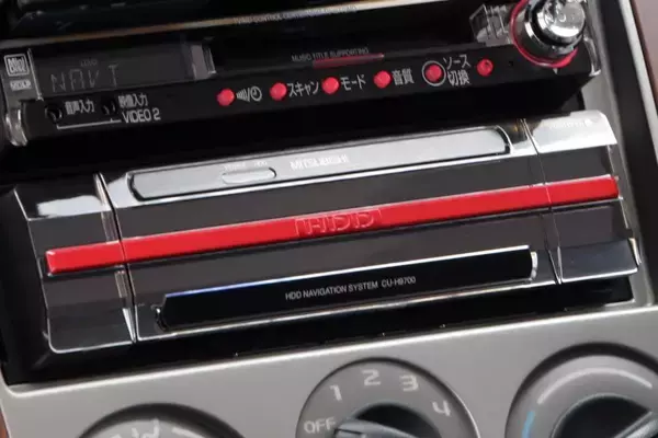 平成に全盛だった「先進機能」がもう古い！　アッという間に「時代遅れ」になったクルマの機能４つ