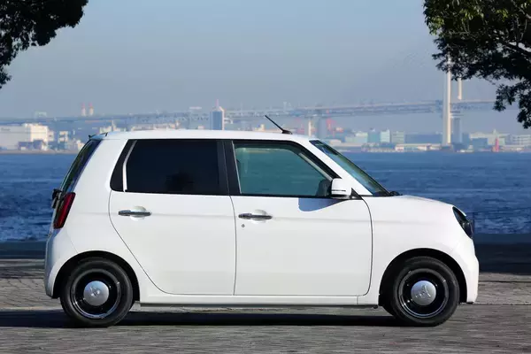 「【試乗】6速MTモデルもある！　乗ればわかる新型N-ONEの軽自動車らしからぬ上質さ」の画像