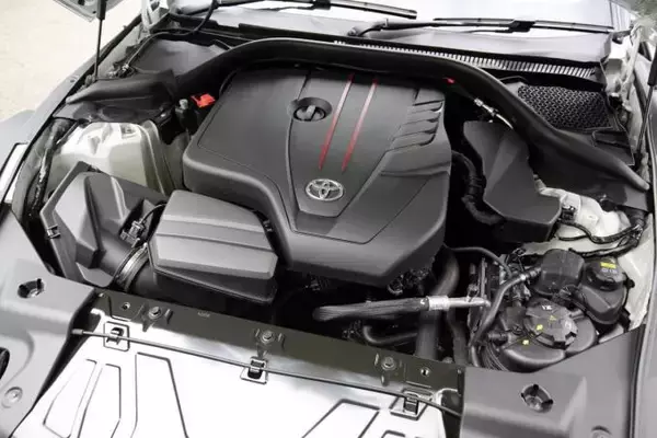 「無理して「高い」の買う必要なし！　下位グレードでも「大満足」できるクルマ８台」の画像