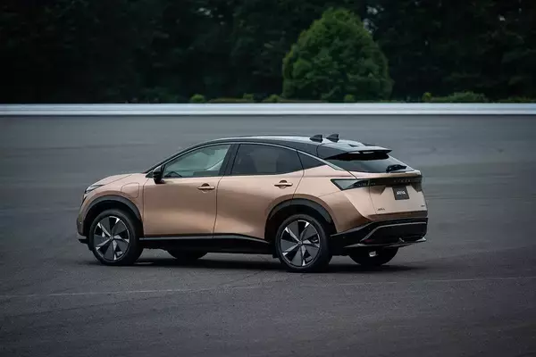 詳細はまだ未公表！　2021年中頃発売の電気自動車SUV「日産アリア」に「待つ価値」はあるのか？