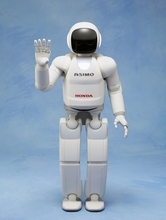 「遊び心」レベルの内容じゃない！　なぜホンダはASIMOを開発したのか？