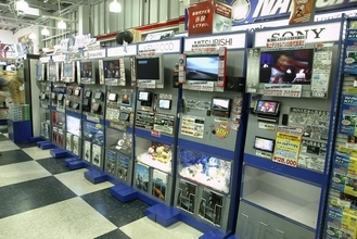 コロナ禍で「自動車用品」販売もダメージ！　そんな「逆境」で売り上げを伸ばした「用品ジャンル」とは