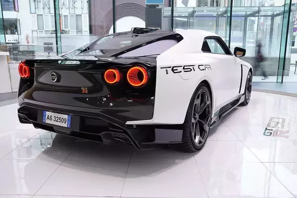 イタルデザインが手掛けた特別なGT-Rのテストカーが銀座に降臨！　３月末まで展示中