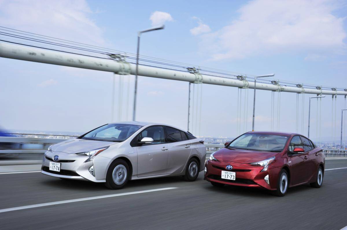 ハイブリッドがあるからいい？　日本メーカーが「EV」に対して「消極的」に見えるワケ