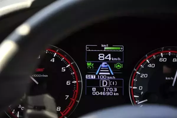 「冬の北海道のレンタカーで「プロパイロット使用不可」の注意書き！　雪道で運転支援装備に頼れないワケ」の画像