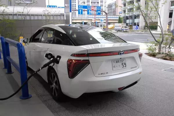 「一見お買い得だが手を出しても大丈夫？　補助金頼みで先進の「高額車」を買って維持できるのか」の画像