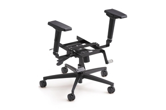 ブリッドが「マルチキャスターPRO・WRX」を発売！　スバルWRX純正シートがキャスターチェアに変身