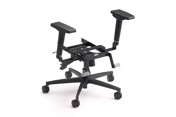 ブリッドが「マルチキャスターPRO・WRX」を発売！　スバルWRX純正シートがキャスターチェアに変身