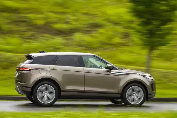 「鉄板のSUVなのに苦戦！　スタイリッシュは3ドアSUVはなぜ売れないのか？」の画像