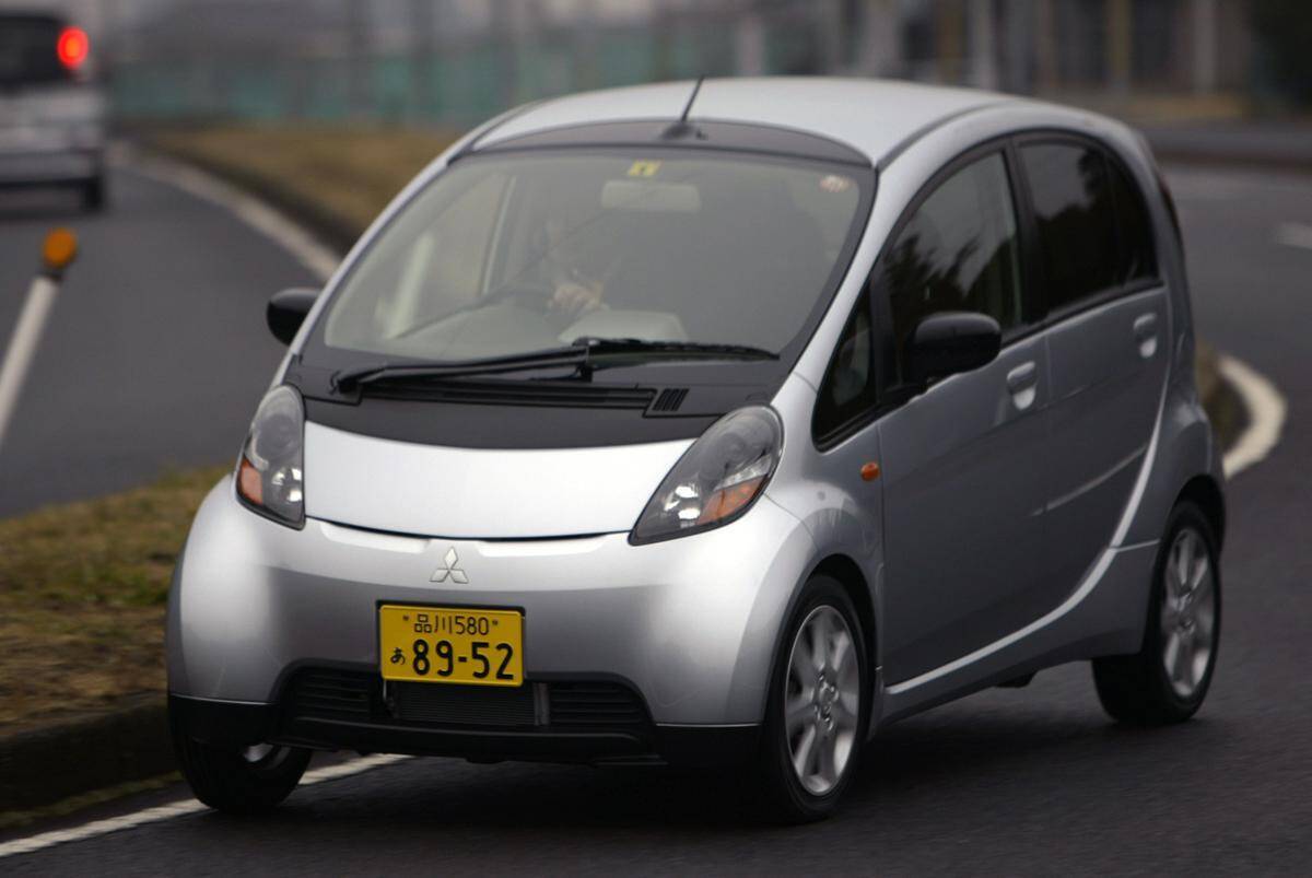 中古車バカ上がりの時代に衝撃の「バーゲン価格」！　「即買い」ありのスポーツモデル４選