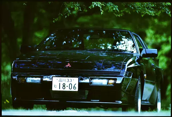 豪州に何人もの命を奪った「ガチ峠」サーキットがあった！　実際に走ったレーシングドライバーが語る衝撃の中身