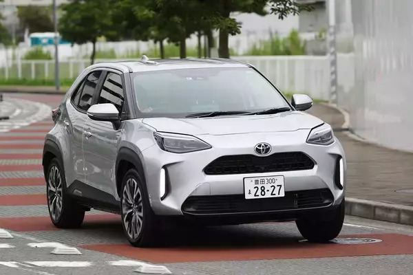 「登録車販売はトヨタが独走！　経済的に厳しいコロナ禍で高収益の「高額車」が売れる理由とは？」の画像