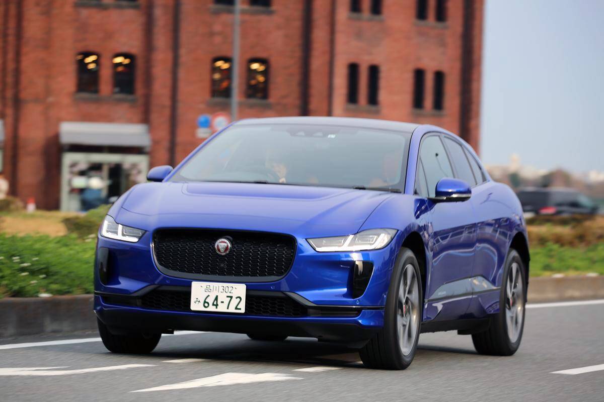 ガソリン車より「変わり種」モデルも！　リーフやホンダeだけじゃない「日本で買える」英米仏のEV７選