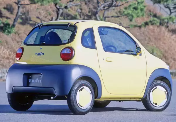 「当時は「ぶっ飛びすぎてて」ムリ！　でもいま見ると「オシャレにしか見えない」奇抜コンセプトのクルマ５台」の画像