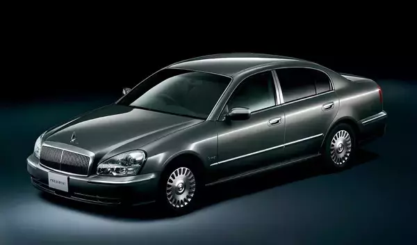 「単なる「高級車」以上の使命があった！　トヨタ・センチュリーを途絶えさせてはいけないワケ」の画像