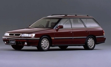 車中泊や旅行にぴったりなステーションワゴンとは？　おすすめ車種も紹介