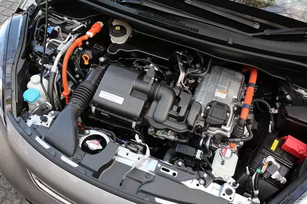 「燃費がいいのに走りが楽しいって最高じゃないか！　お得すぎる「一石二鳥クルマ」トップ10！　」の画像