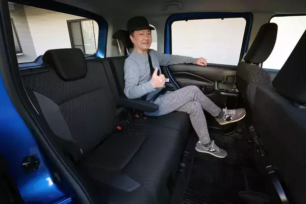 「いま急増中の「車内仕事」！　より快適な「オフィス環境」を実現できる国産車トップ５」の画像