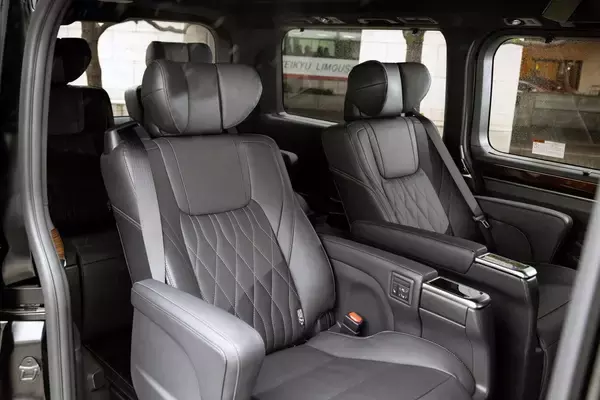 「いま急増中の「車内仕事」！　より快適な「オフィス環境」を実現できる国産車トップ５」の画像