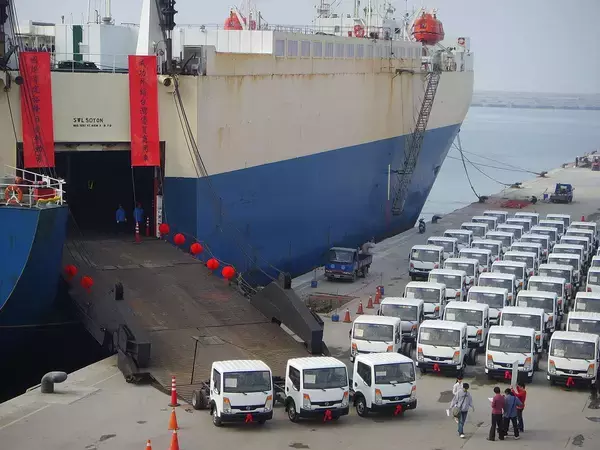 「日本ではスバル360やカローラ！　世界のイマドキ「国民車」とは？」の画像