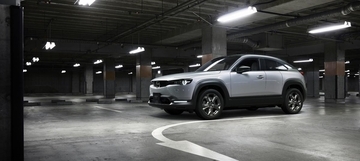 製造時も含めればEVやPHEVはCO2排出量が多い！　それでもクルマの「電動化」を促進すべき理由