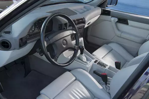 「まさかのワゴン車も！　何百台もの市販車からレーシングドライバーが選ぶ「本当に意のままになる」クルマ６選」の画像