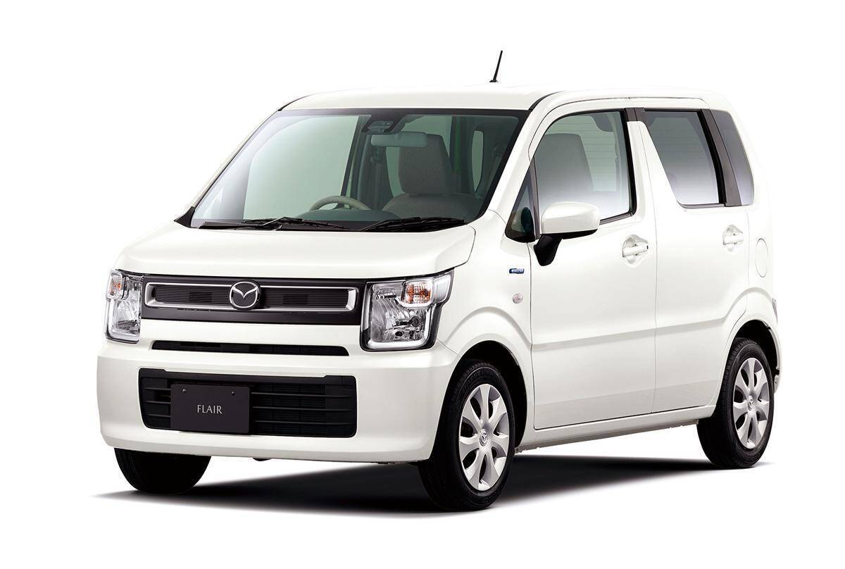 ギラギラ系から輸入車まで！　よく見れば「大家族」のワゴンＲが偉大すぎる