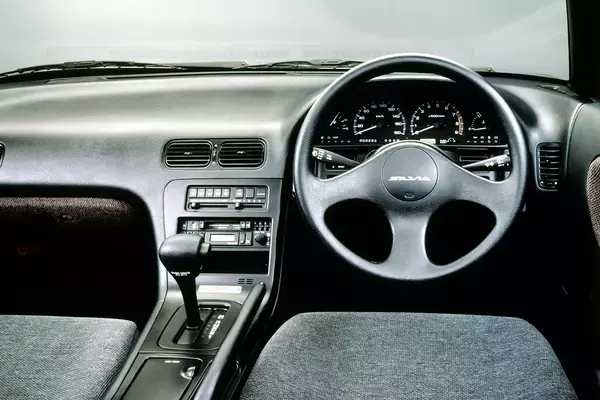 「まとめ「カセットテープ」が男女の仲を左右した！　オーディオが重要すぎた昭和のドライブデートとは」の画像