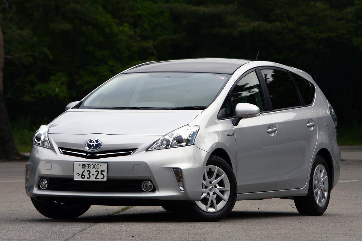 花見も流星観測も思いのまま！　中古がオイシイ巨大ガラスルーフをもつ国産車３選