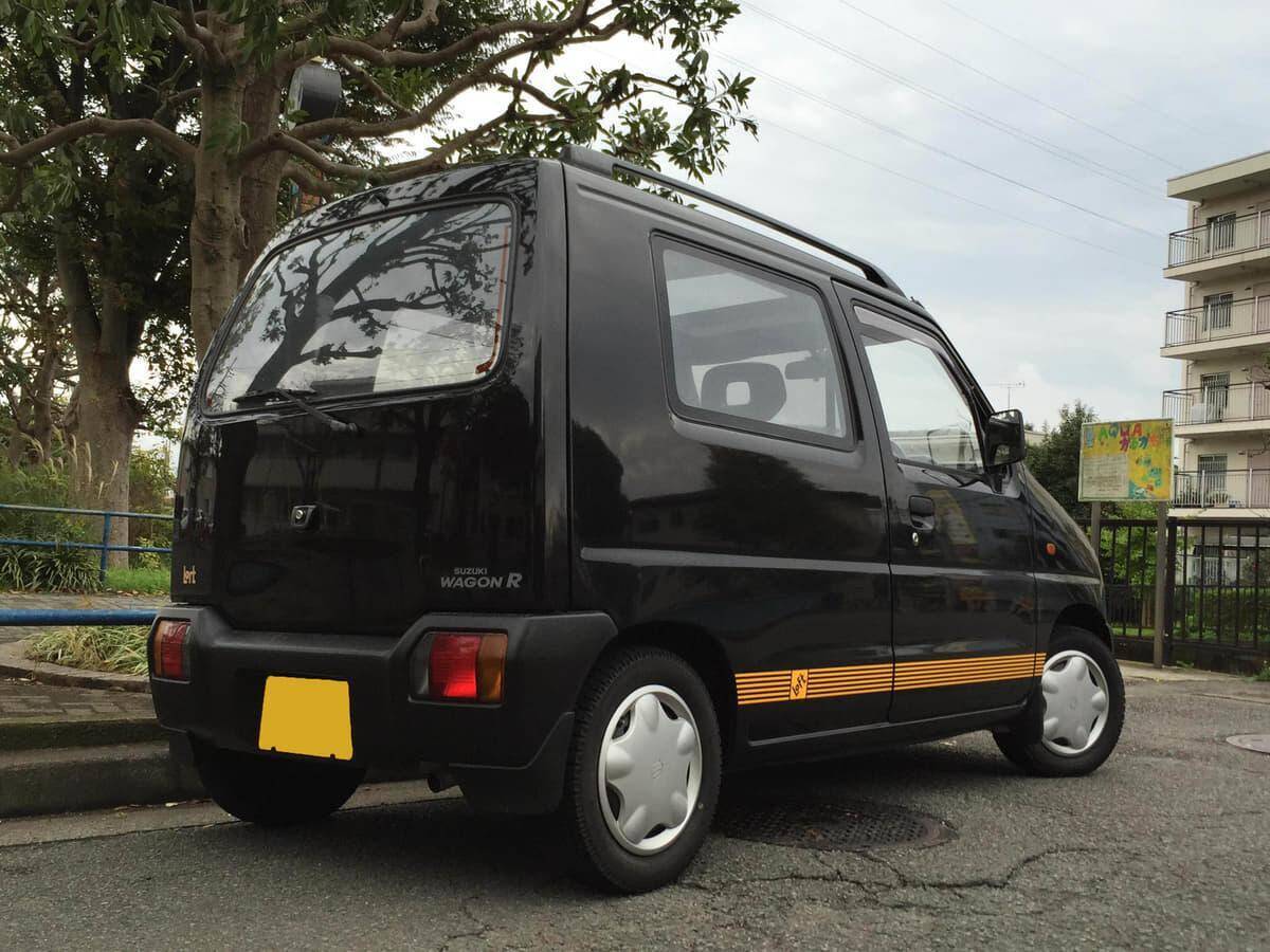 花見も流星観測も思いのまま！　中古がオイシイ巨大ガラスルーフをもつ国産車３選