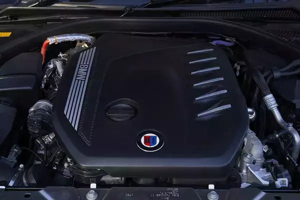 「BMWアルピナD3 Sがついに発売開始！　355馬力を発揮する高性能ツインターボディーゼルを搭載」の画像