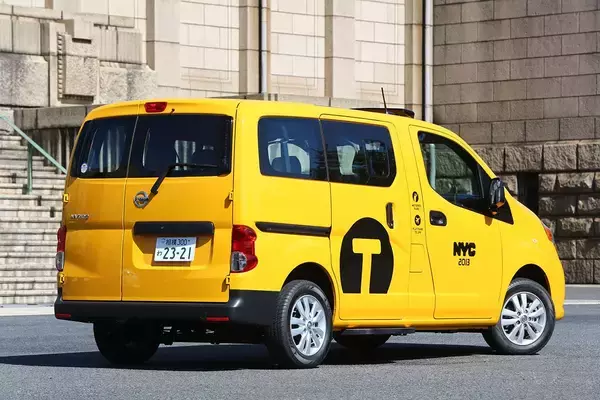 「専用車はJPNのみ！　日産NV200タクシーが生産終了になったワケ」の画像