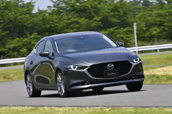「電気自動車の「将来性」に疑問符！　MX-30 EVに乗ったレーシングドライバーの本音」の画像