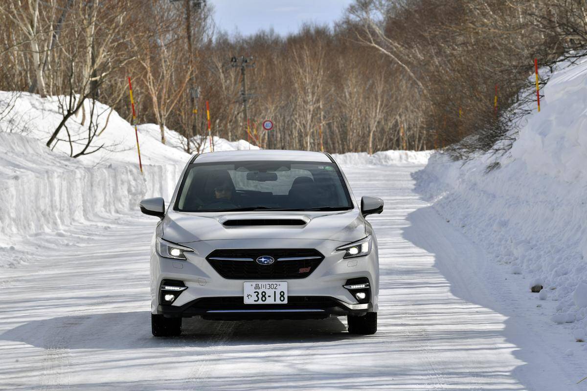 【試乗】新型レヴォーグで雪を求めてロングドライブ！　「疲労の少なさ」と「走る楽しさ」は圧巻