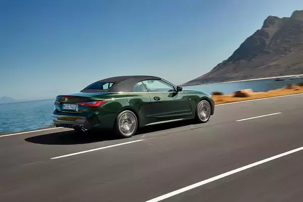 「新型BMW 4シリーズカブリオレ登場！　最高出力387馬力の高性能モデルも設定」の画像