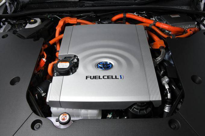 【試乗】新型MIRAIは完成度の高い「高級車」！　FCV「だから」を言い訳にしない圧倒的な実力とは